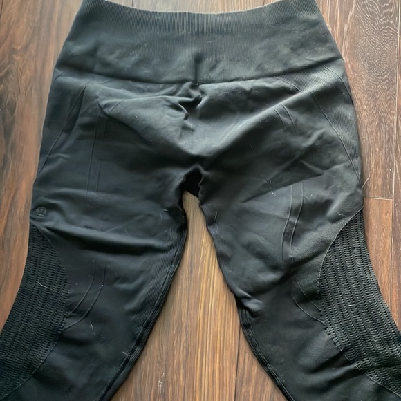 Lululemon Crops - Picture 5 of 6